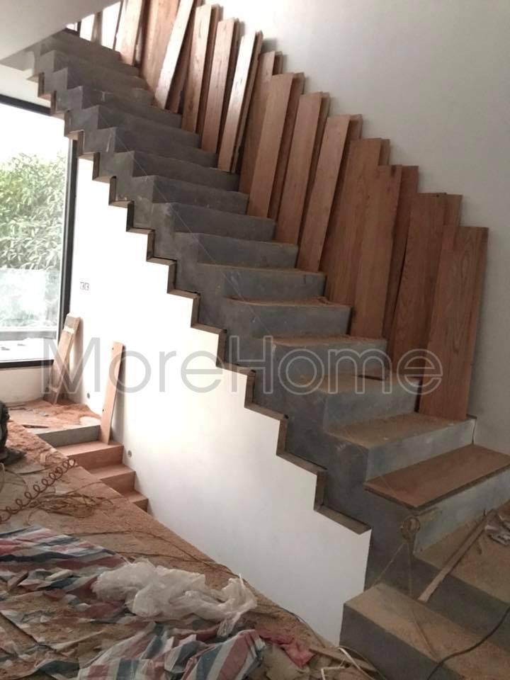 Thi công cầu thang gỗ tự nhiên